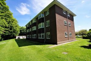 Communal Gardens - click for photo gallery